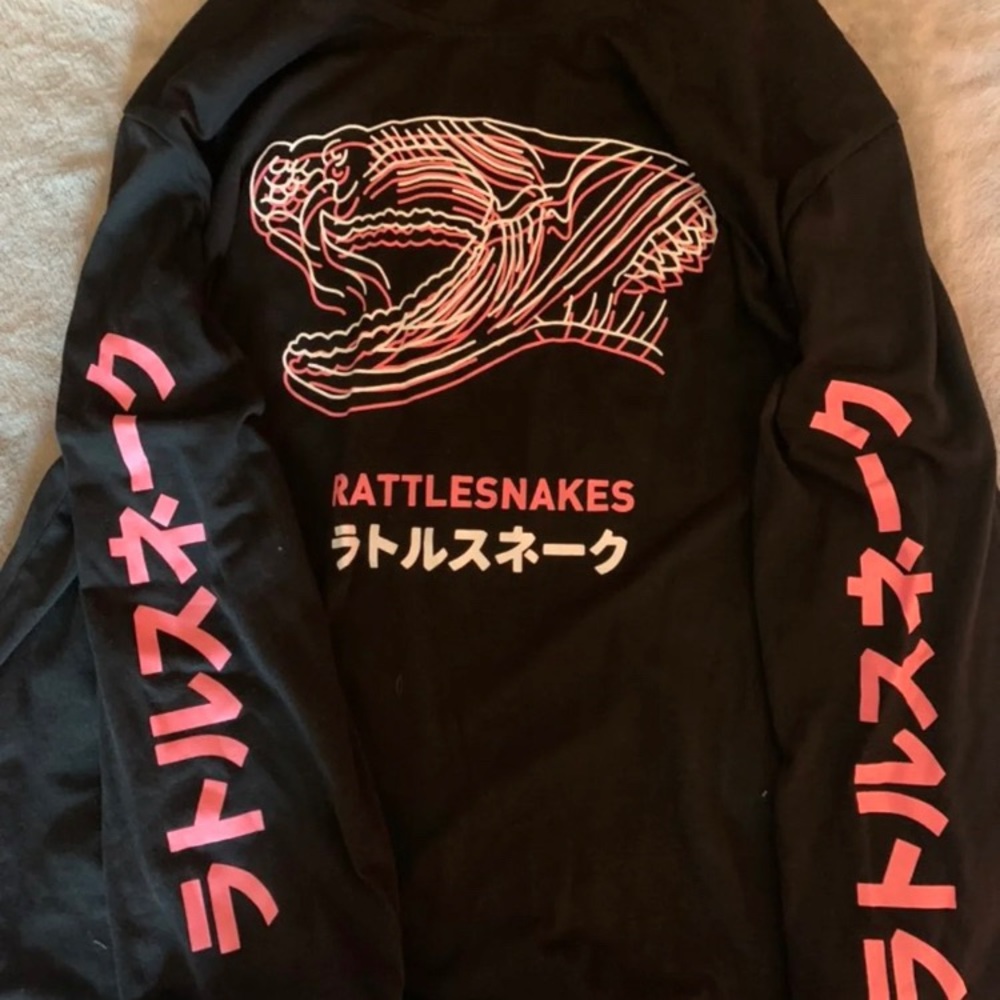 Graphic tee